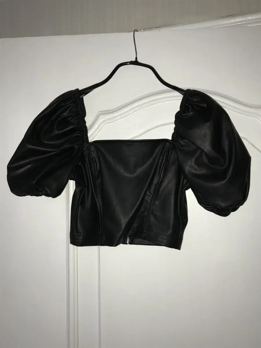 H&M Homme Leather Crop Puff Top in Black