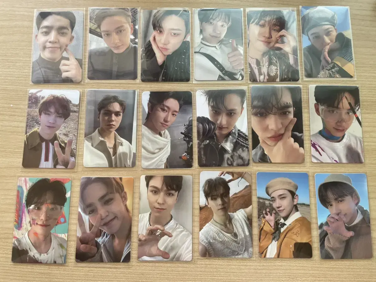 Savventine Feathersun photocard wts