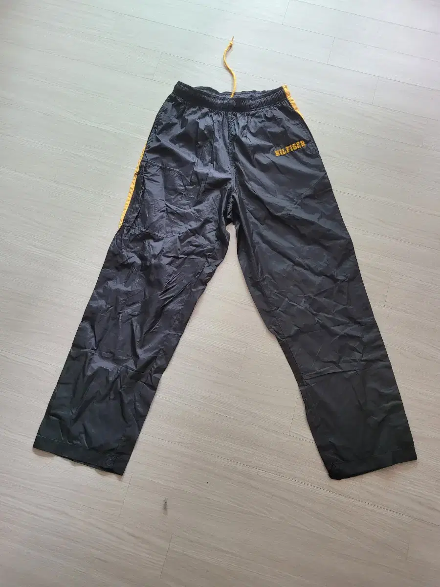 Tommy Hilfiger Training Pants Hidden Pocket