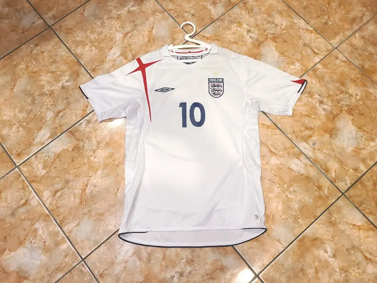 England 2005 All Dripple Soccer Jersey Owen 10