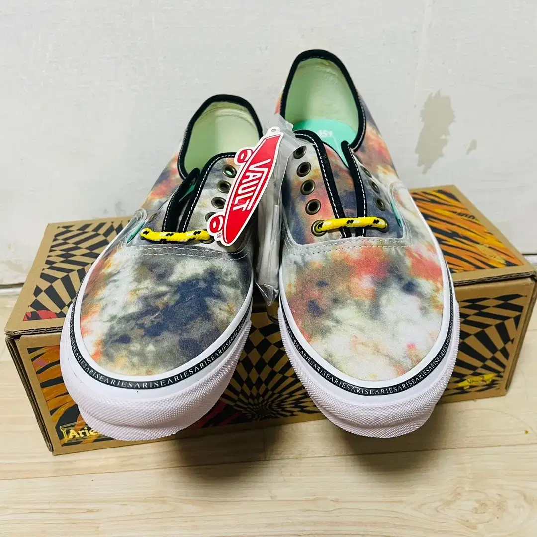 290) ARIES X VANS OH 어센틱