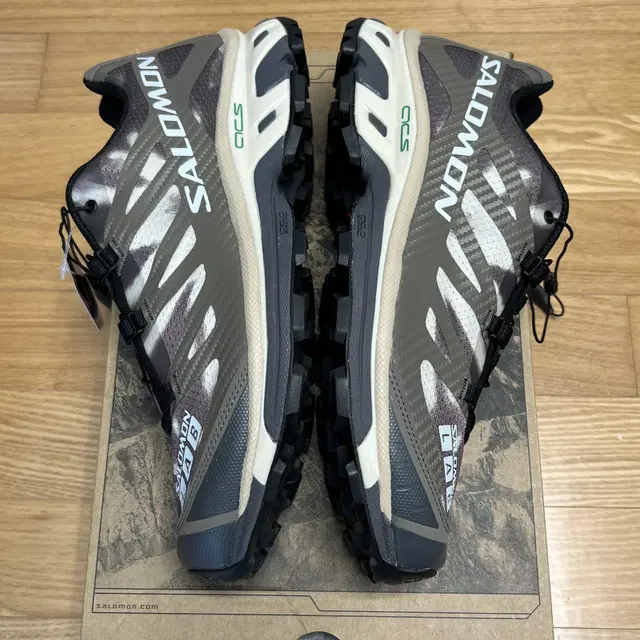 살로몬 XT-4 ADV 번지코드 브라운 275 새제품 Salomon