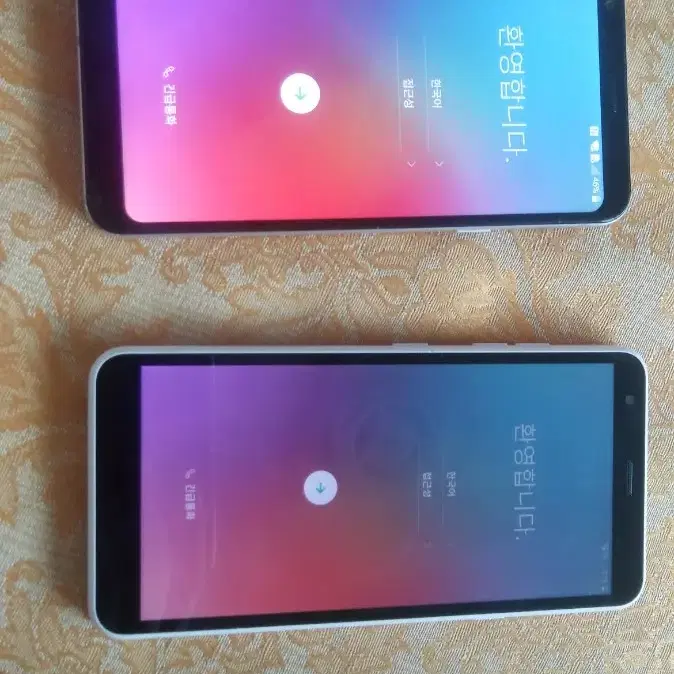 lg q6, x2 둘다 화이트색상 팝니다~