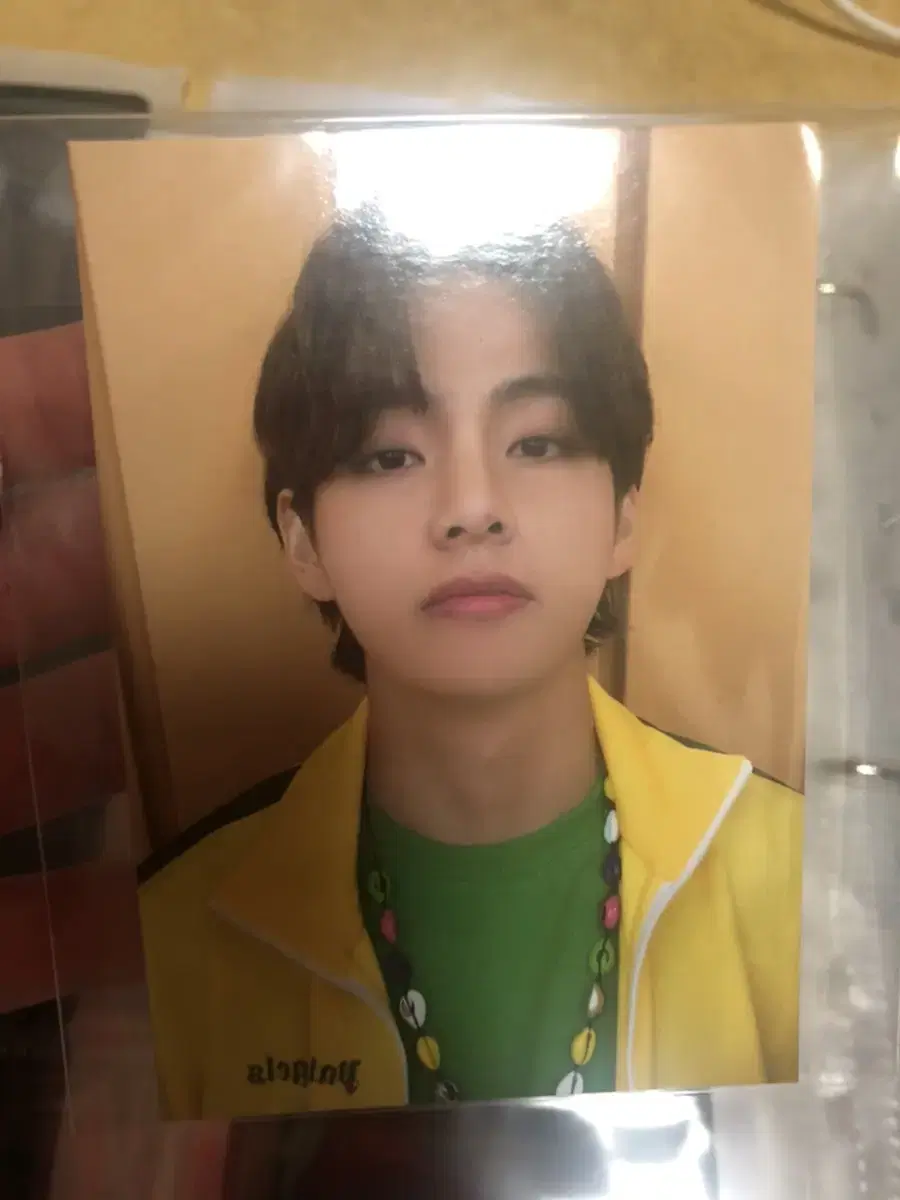 Butter Cardigan photocard Taehyung