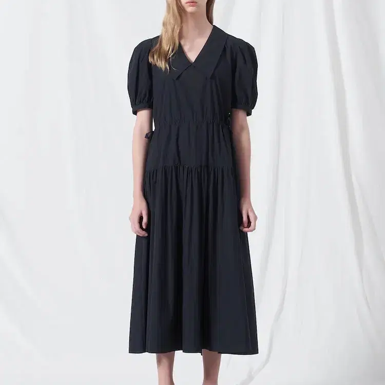 비이커 Summer Clean Collar Dress - Navy