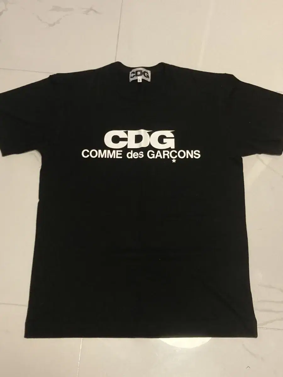 꼼데가르송 cdg 반팔