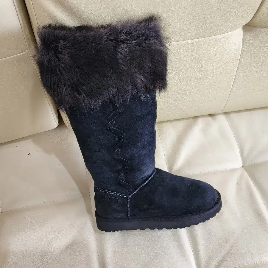 UGG 어그부츠 230