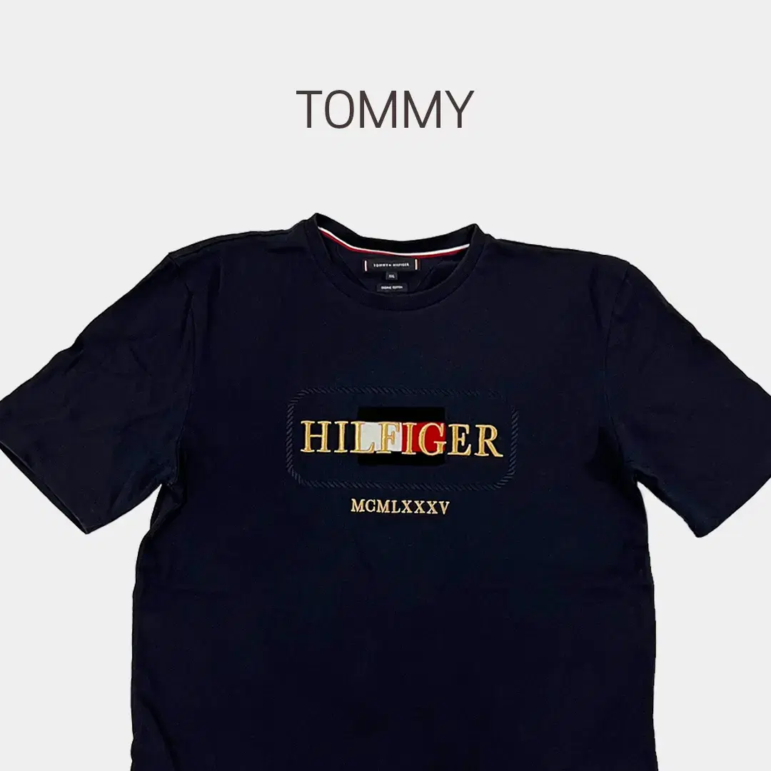 Tommy Hilfiger Big Logo Short Sleeve T-Shirt BM1239