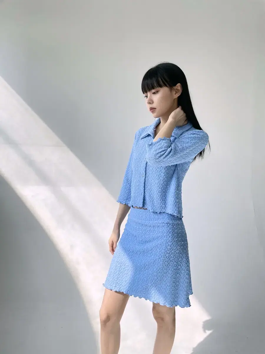 Pleated two-piece set (blue)