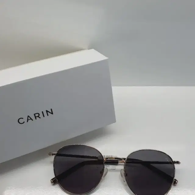 카린 carin 로즈골드 선글라스