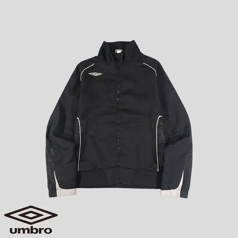 Umbro Black Grey Variegated Logo Embroidered Jersey SIZE S