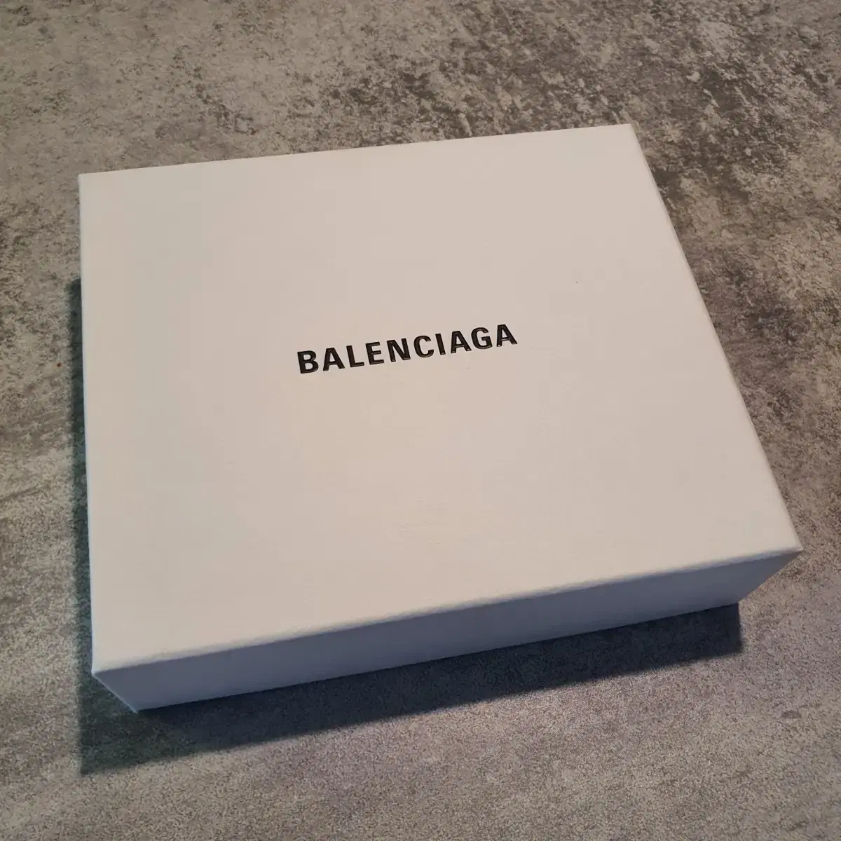 발렌시아가 가죽지갑(BALENCIAGA)-[새상품]