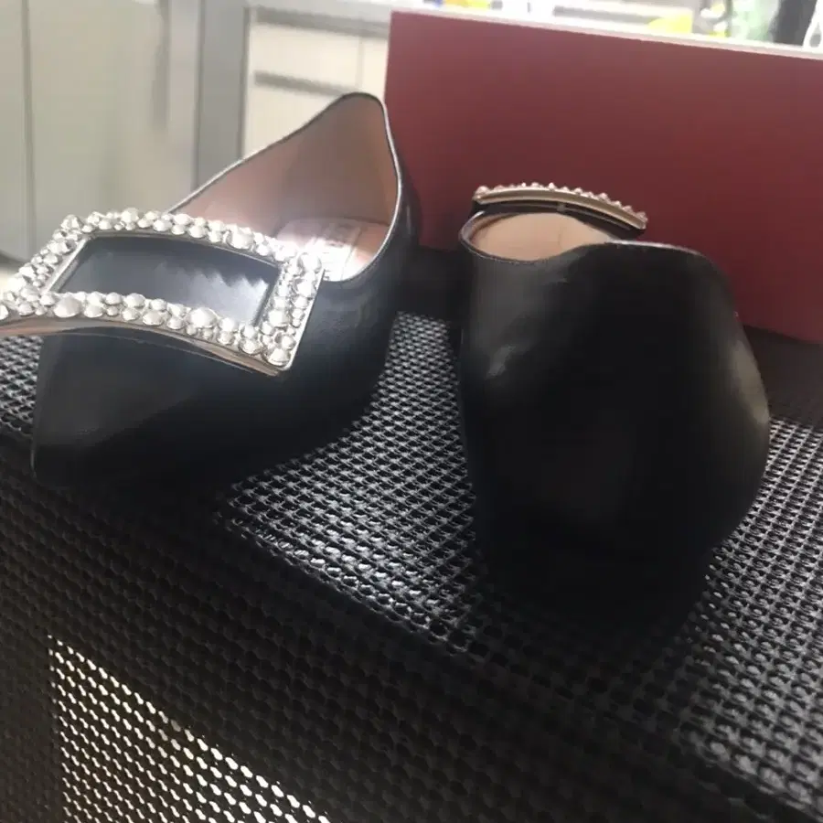 (풀박스)  로저비비에 고메틴 발레리나 플랫슈즈 (roger vivier