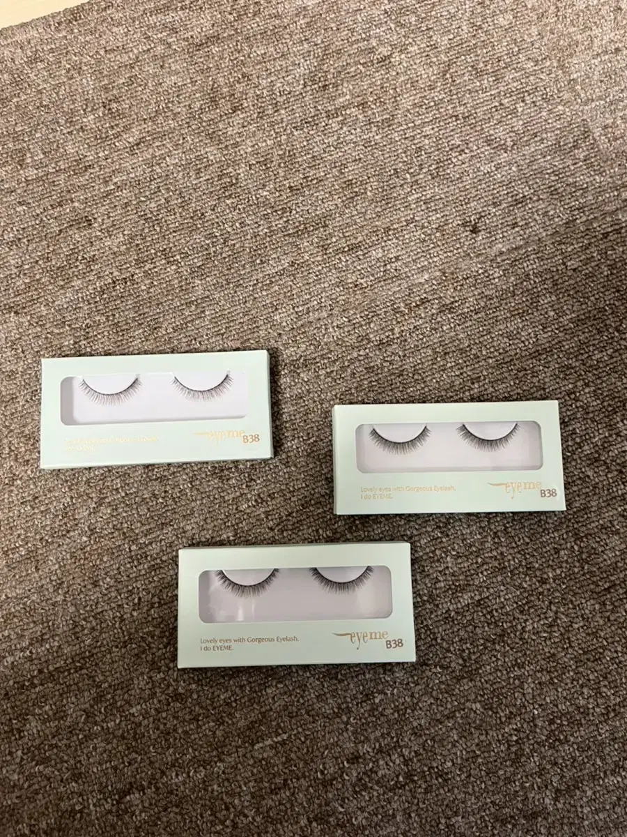 3 pairs of Aimi lashes #38