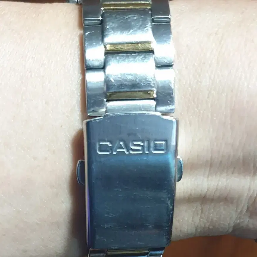 카시오(Casio Edificea)EF-503D-7A 쿼츠 크로노그래프