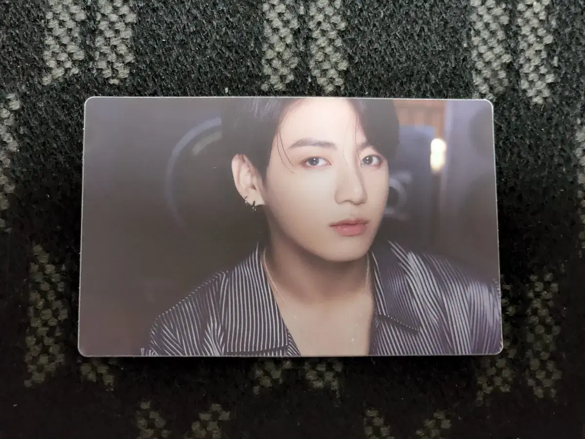 BTS BE album luckydraw ld unreleased unreleased photocard jungkook photocard