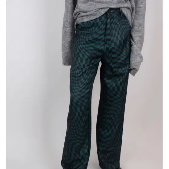 침방 magic eye pants