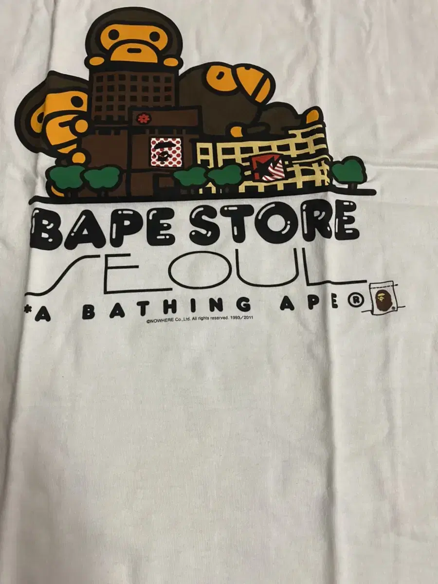 [새상품] 베이프 x 서울 bape seoul 한정 티셔츠 & 키링