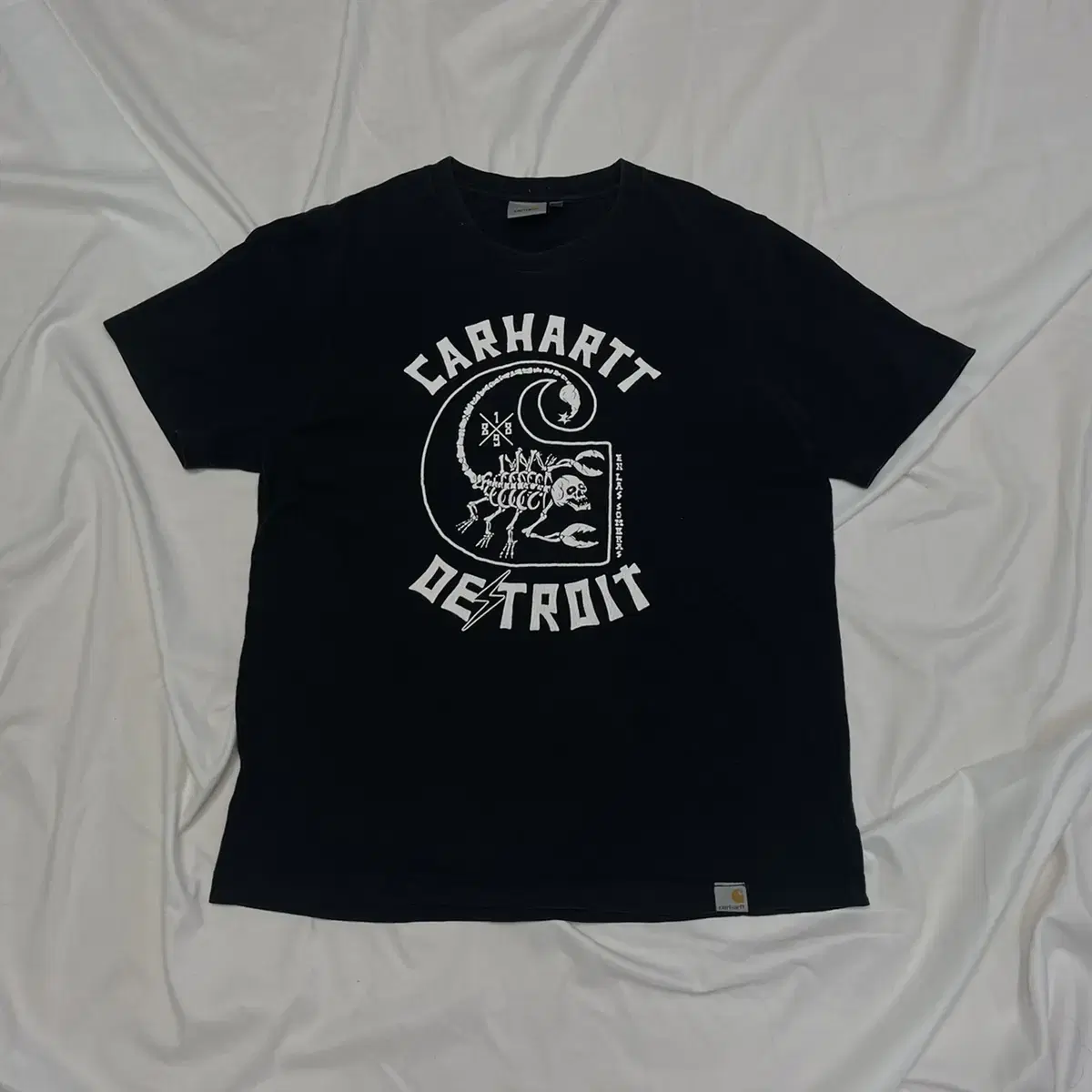 Calhart DESTRDIT Black Skull Scorpion Short Sleeve S