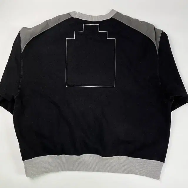 CAVEMPT PANEL HEAVY CREW NECK  카브엠트 맨투맨