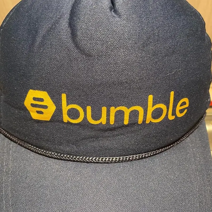 BUMBLE vintage trucker cap 트러커캡