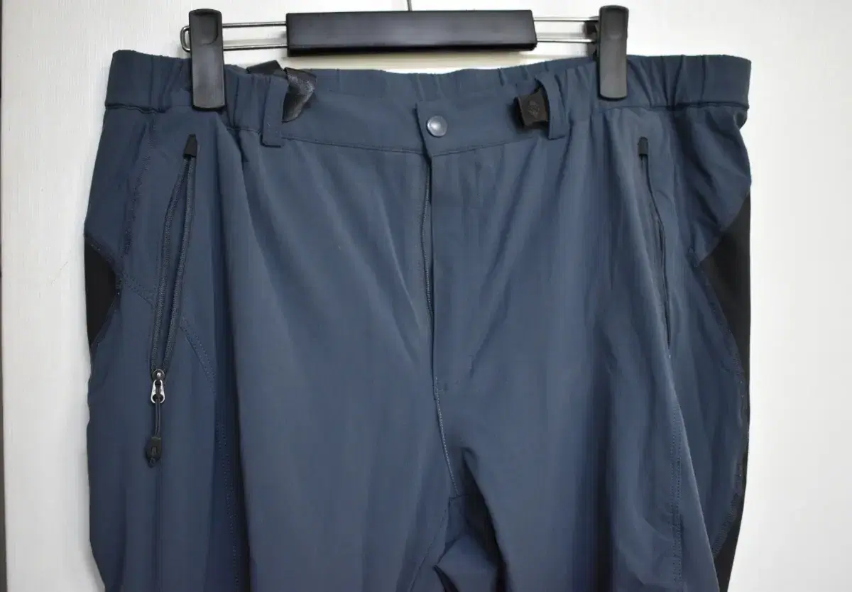 [33] Columbia Men's Pants