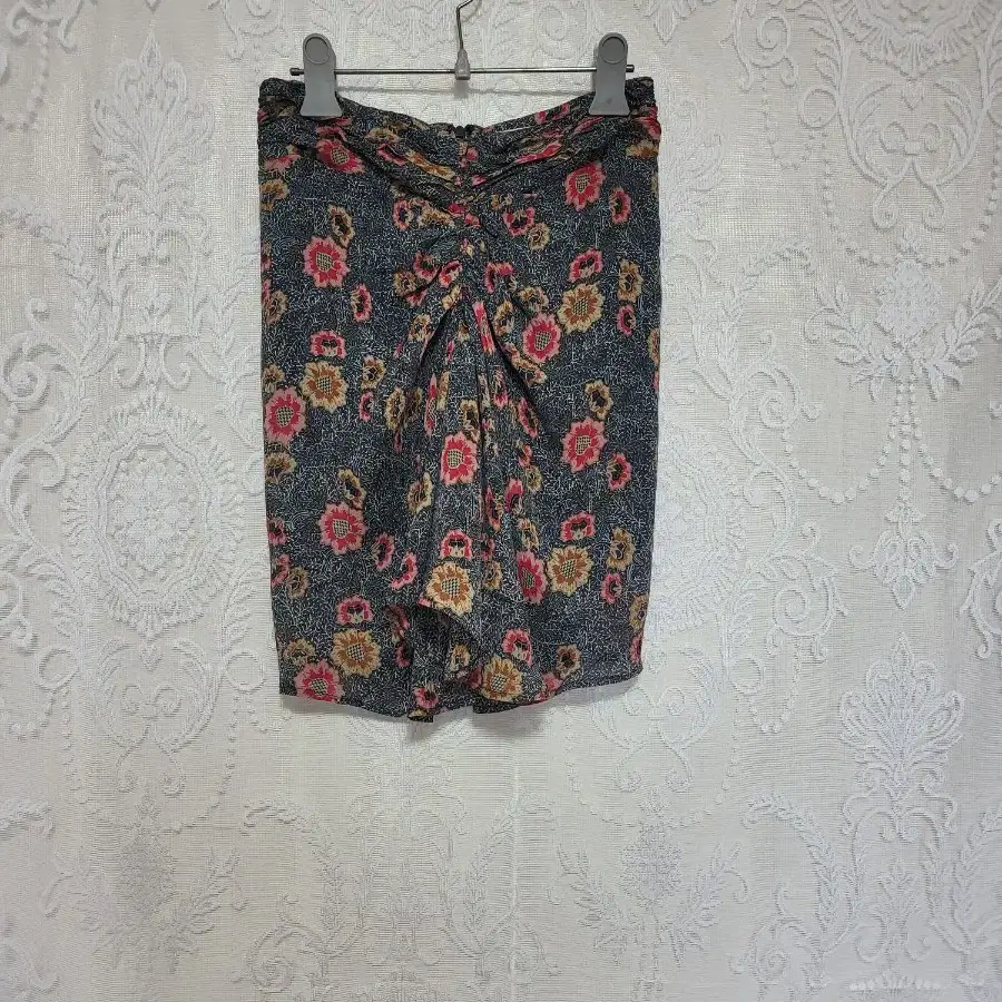 Isabel marant) draping floral skirt. 정품