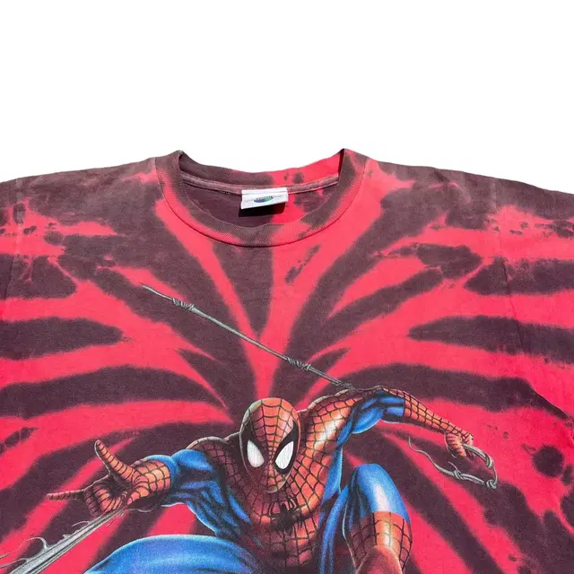 2000s Universal Studio Spiderman Tee