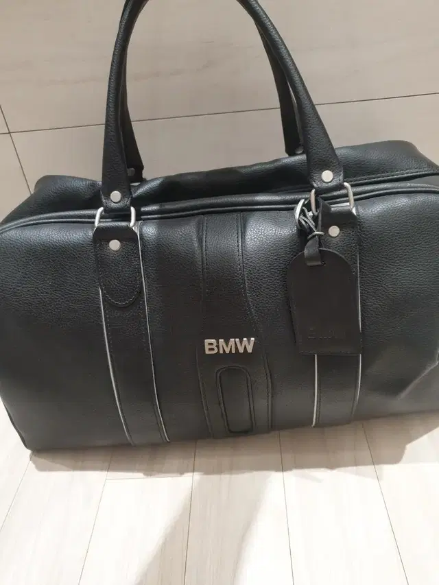 bmw 보스톤백 골프백 여행가방 6만원. 착불