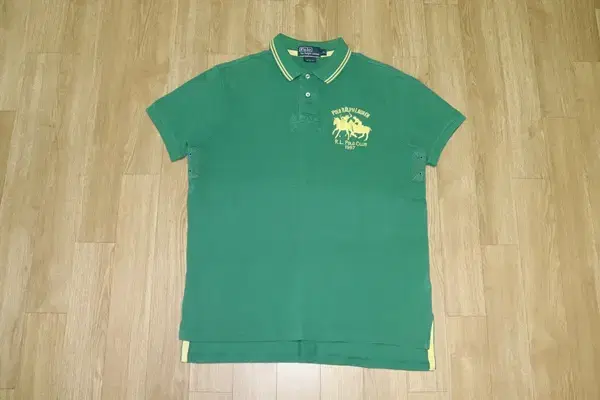 (105) Polo-V-Pony/Green Vahn-Short-Sleeved Kara-T-Shirt