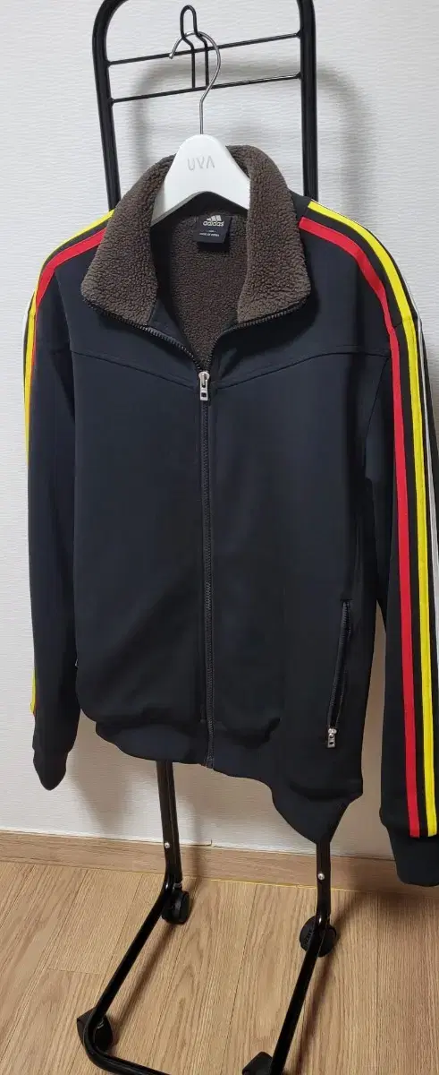 adidas Winter Poggle Zip-Up - Size 100