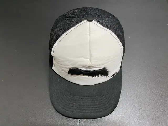 QUIKSILVER vintage trucker cap 트러커캡