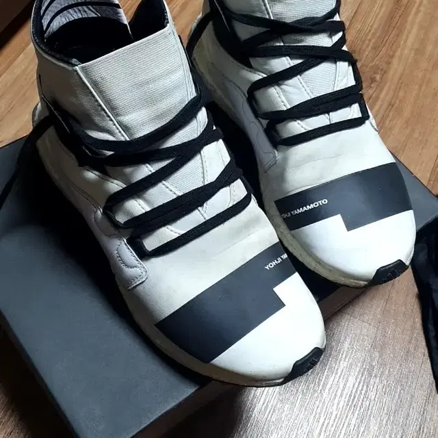 [255]Y-3 kozoko high 하이탑 스니커즈 팝니다