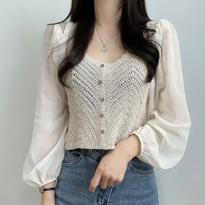 New product knitted punching knit blouse