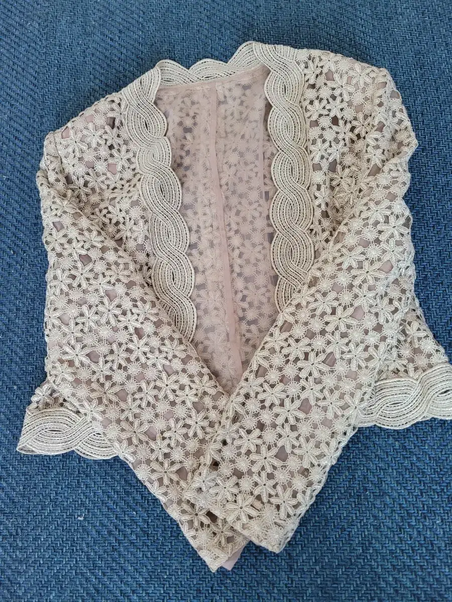 Flower lace cardigan