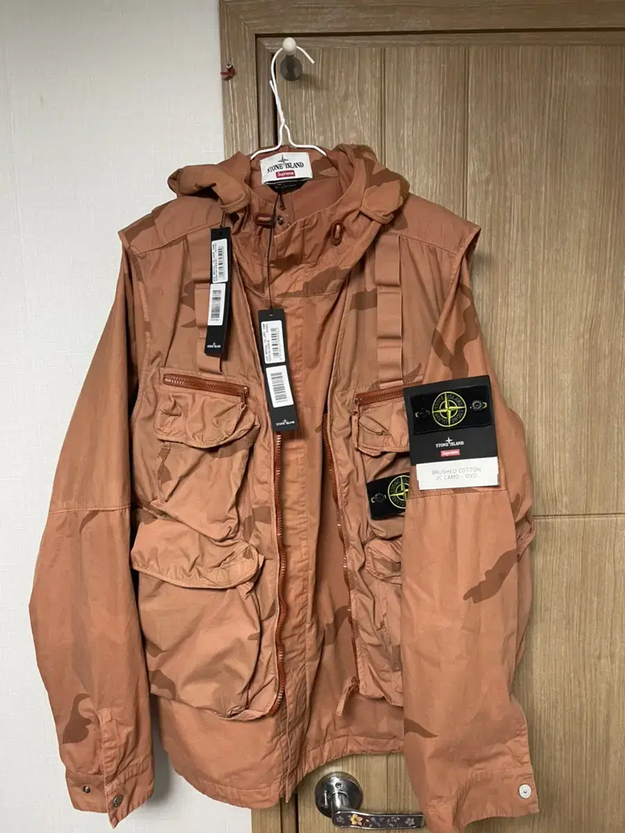 [XL] Supreme Stone Island Riot Mask Coral Jacket and Vest Set