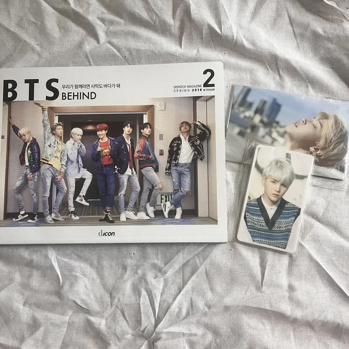 BTS's Diacon Magazine photocard postcards