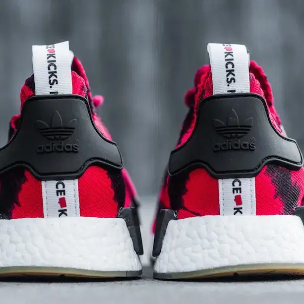 (300) 아디다스 X 나이스킥스 NMD R1 2016