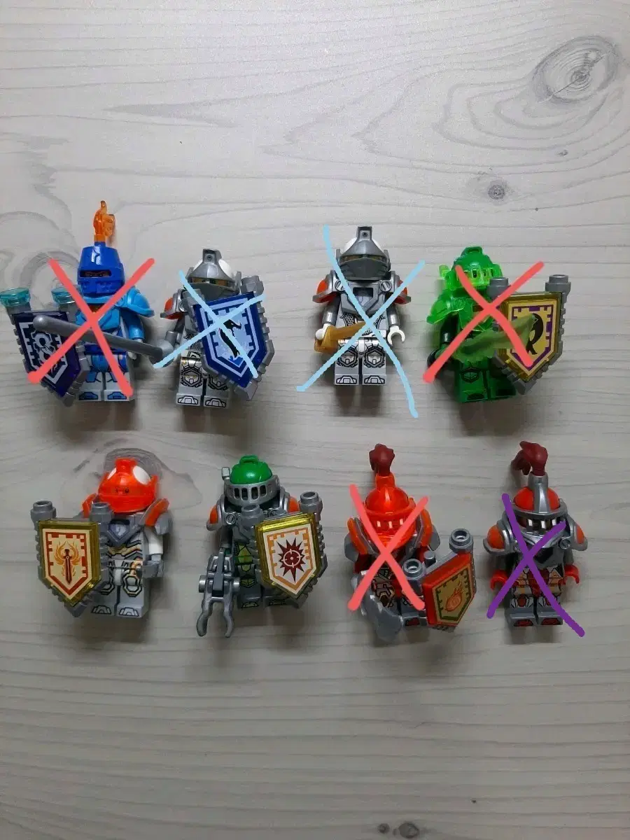 LEGO NEXONIGHTS minifigures