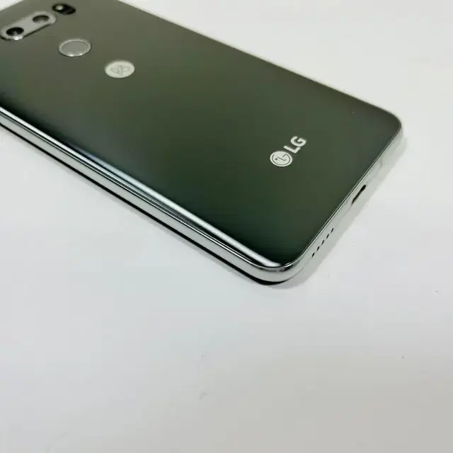 LG V30 그레이 외관깔끔꿀폰