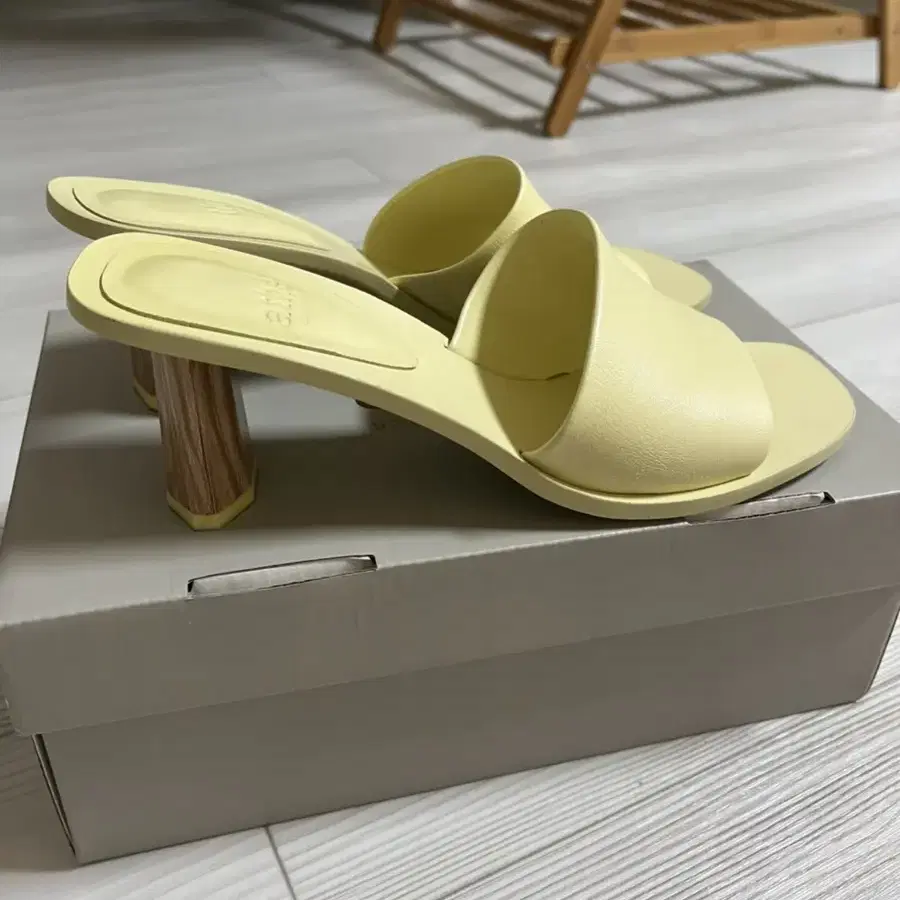 바네사브로노 아떼 슈즈 6cm 250