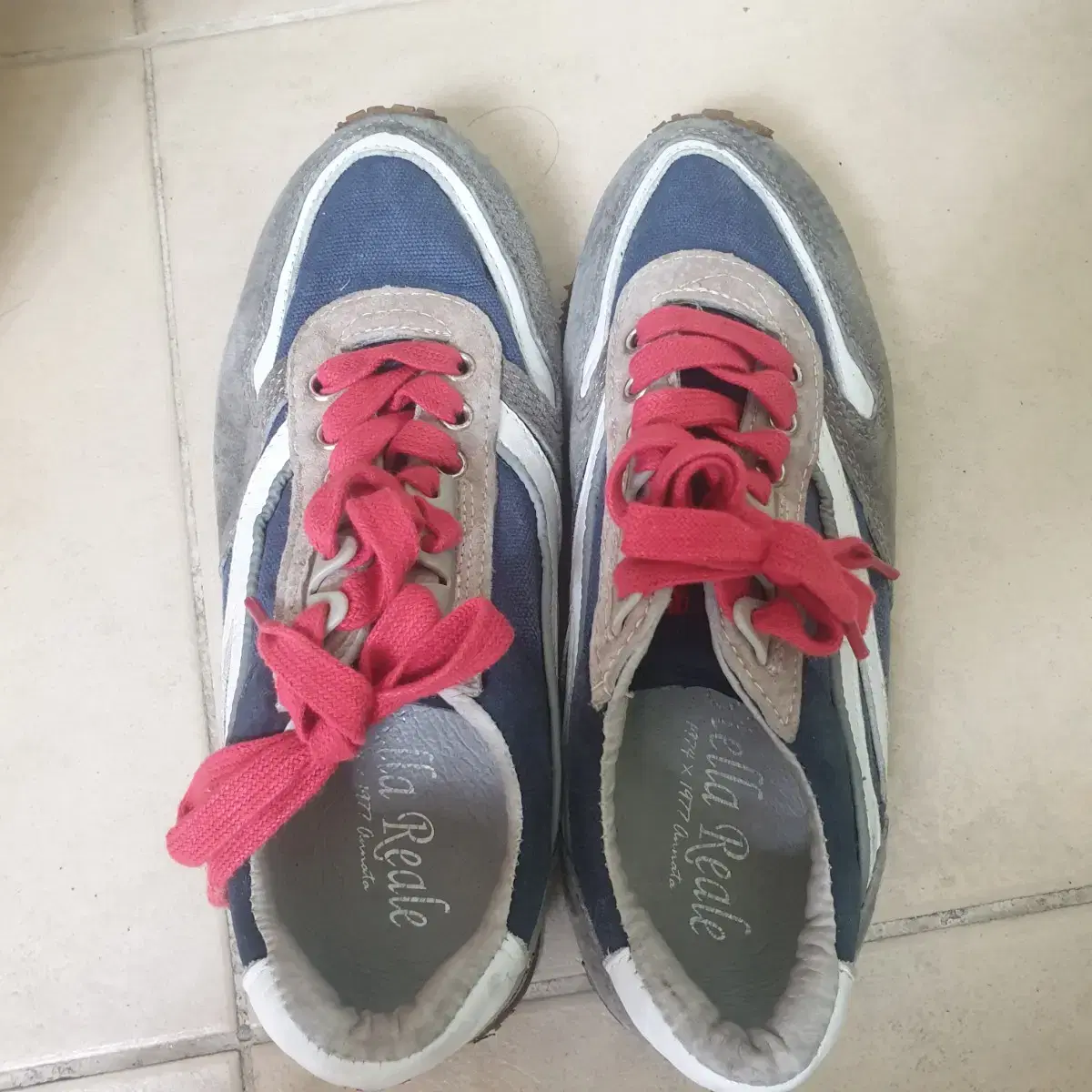 Women's sneakers (two pairs)