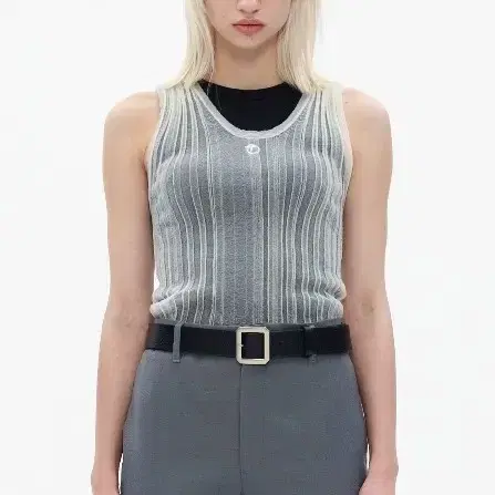 구해요 더오픈프로덕트 PLEATED SHEER KNIT VEST