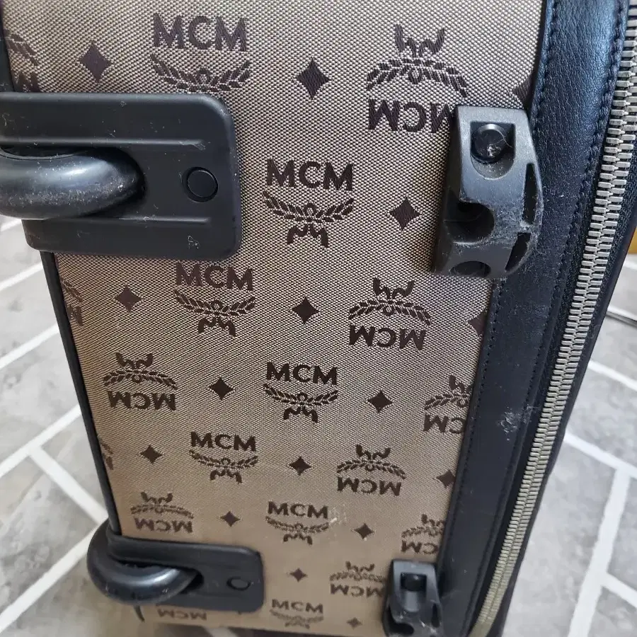 mcm 케리어