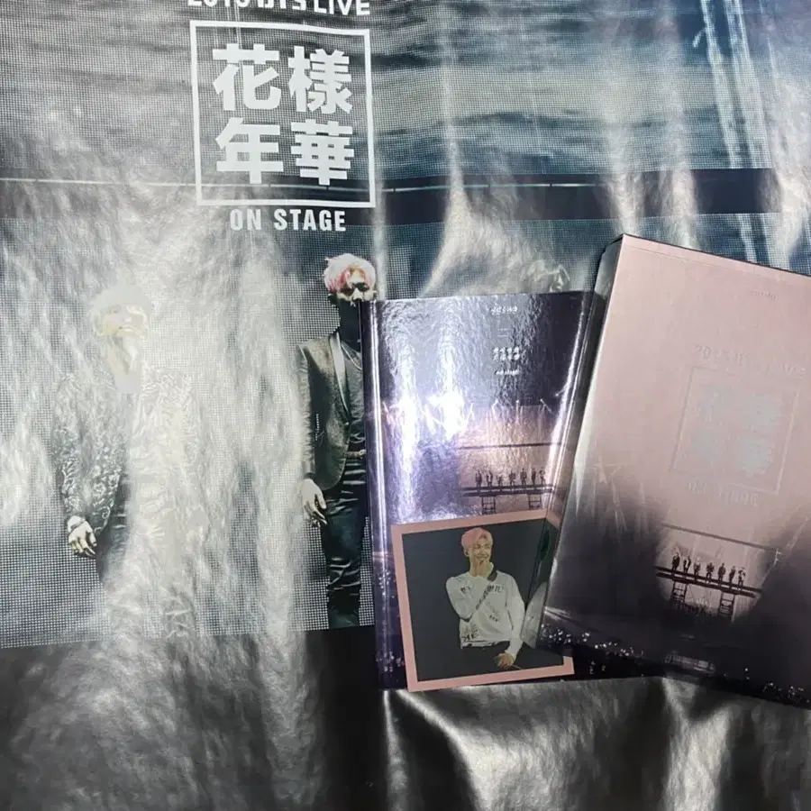 화양연화 온 스테이지 화온스 dvd 풀박 (포카, 포스터 O)