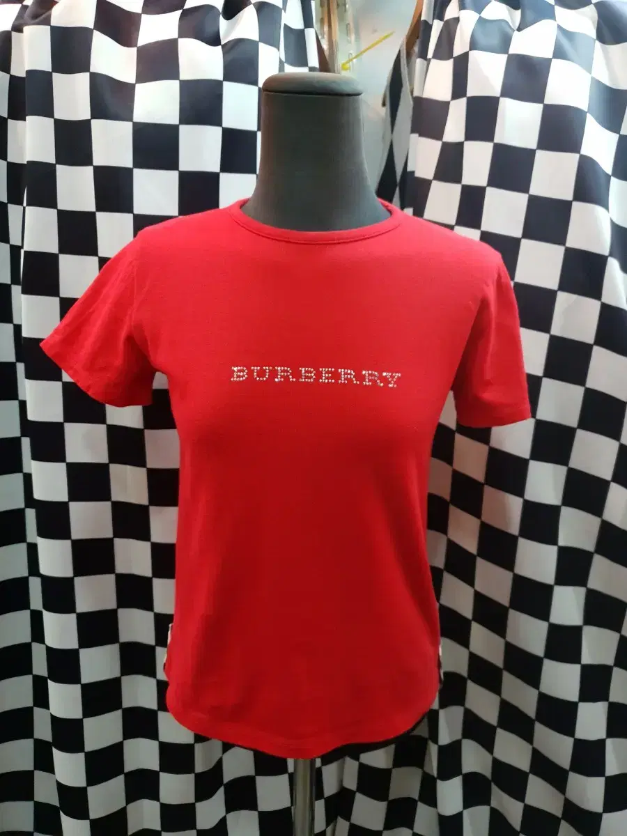 Burberry London Bizarro Red Vahn Tee BURBERRY