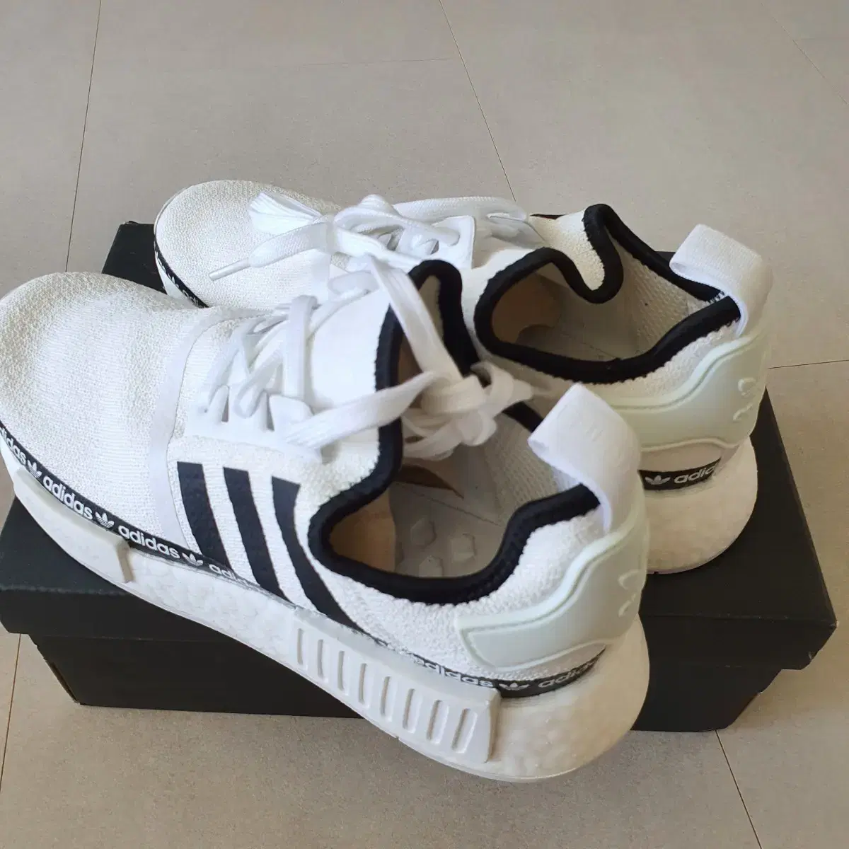 아디다스 nmd r1 260 (새상품)