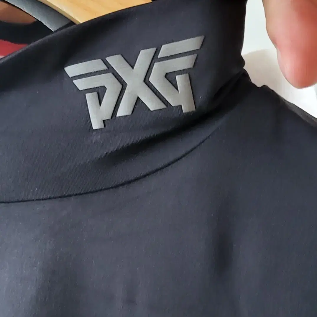 가격인하)PXG 롱슬리브 베이스 레이어 L,XL 판매(화이트,블랙)