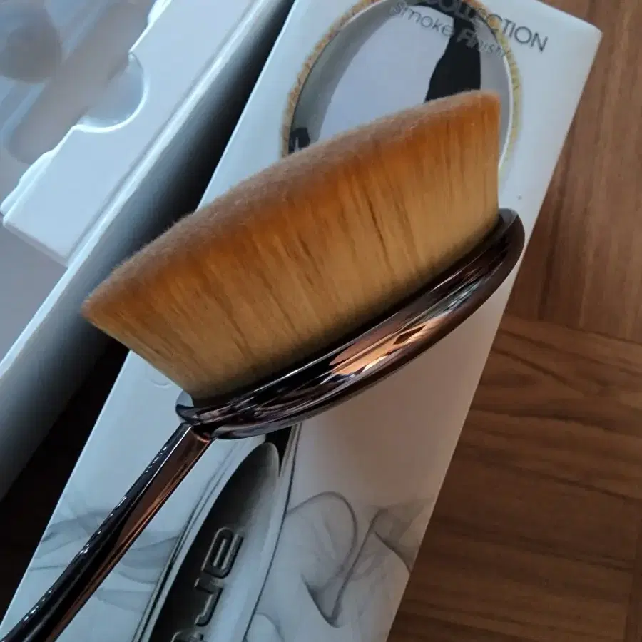 새상품 Artis Oval 10 Brush / 아티스 브러쉬 10