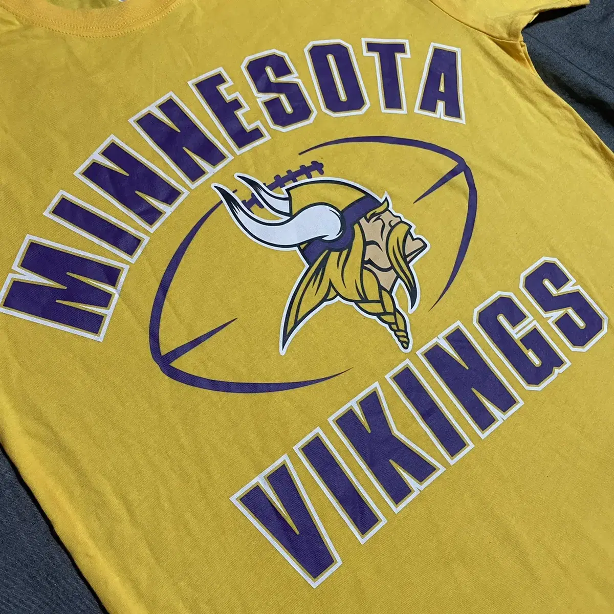 NFL M. VIKINGS S/S T Shirts Sz Small